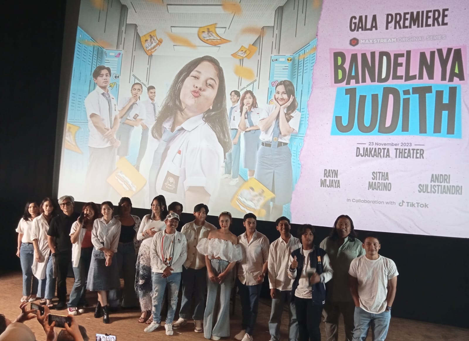 Dunia film dan entertainment